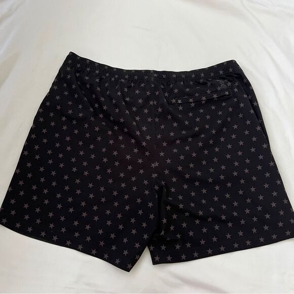 Chubbies 5.5” inseam XXL men swim trunks with liner American flag black stars - Picture 3 of 7